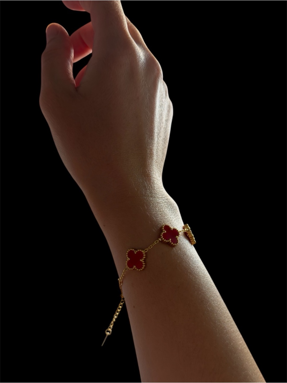 Lucky Clover Bracelet Women’s Stainless Steel Fashion Jewelry Gold and red